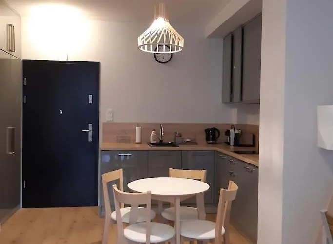 Kolo Brzegu Spa, Jacuzzi Lwowska Apartamento